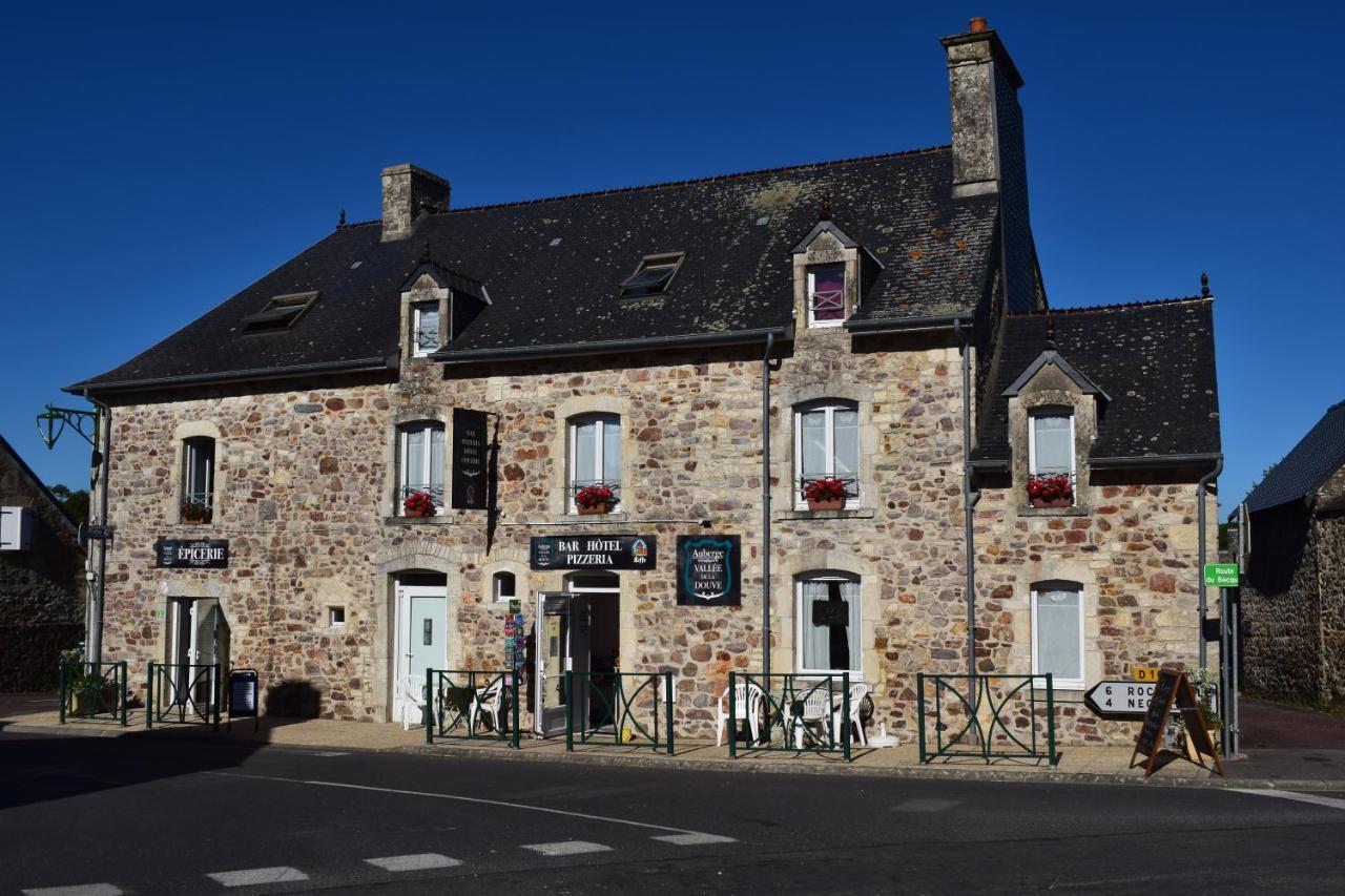 Auberge De La Vallee De La Douve L'Etang-Bertrand Eksteriør billede