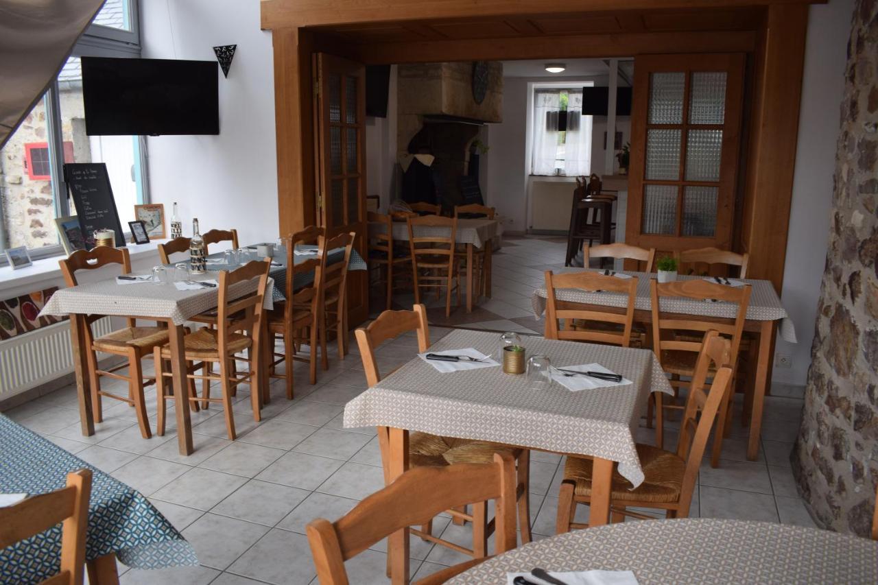 Auberge De La Vallee De La Douve L'Etang-Bertrand Eksteriør billede